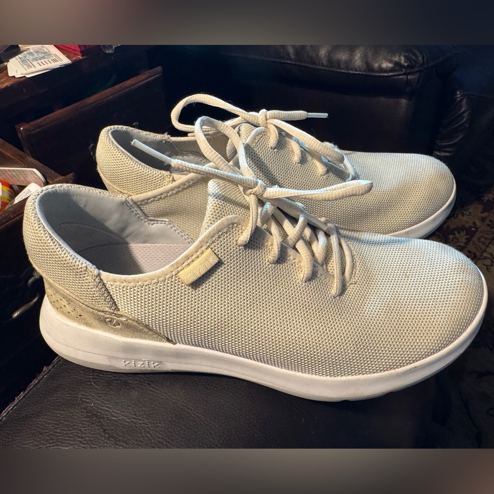 Kizik Madrid Eco Knit Off White Hands Free Slip On Sneakers W9.5 wide/ M8 Wide